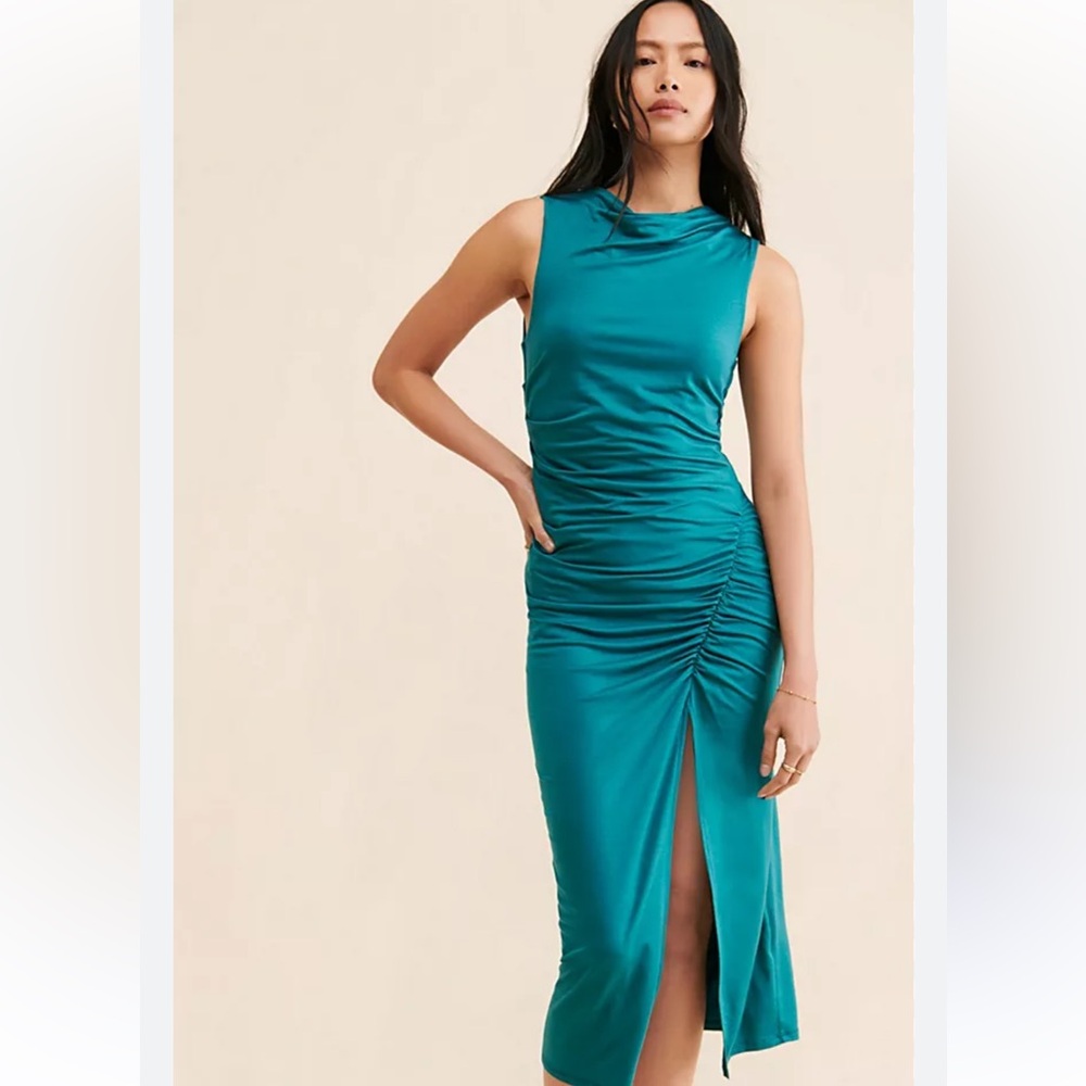 House of Harlow x Revolve Emerald green satin ruched midi dress women size M